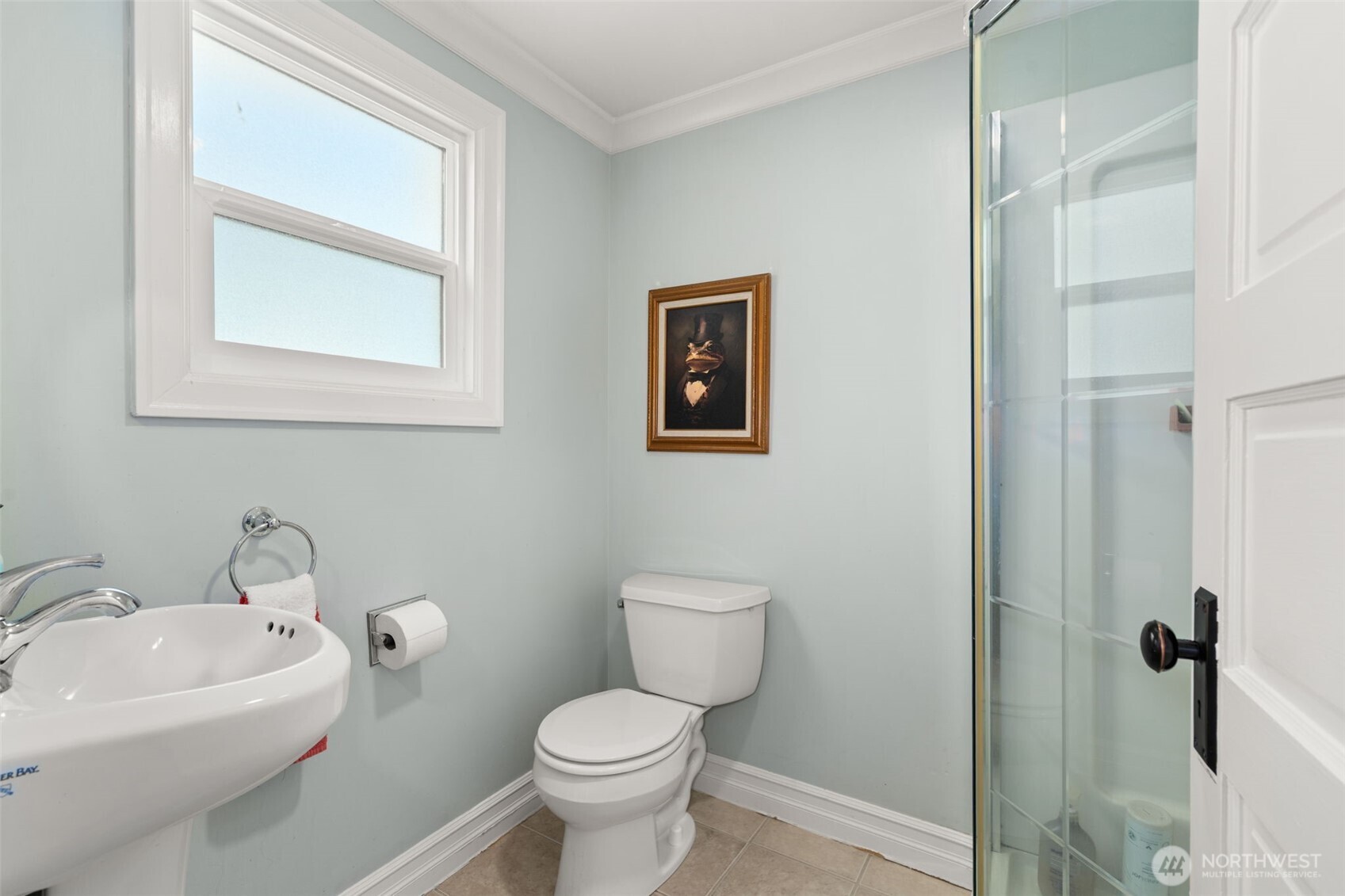 209 E 8th Street Property Photo 15