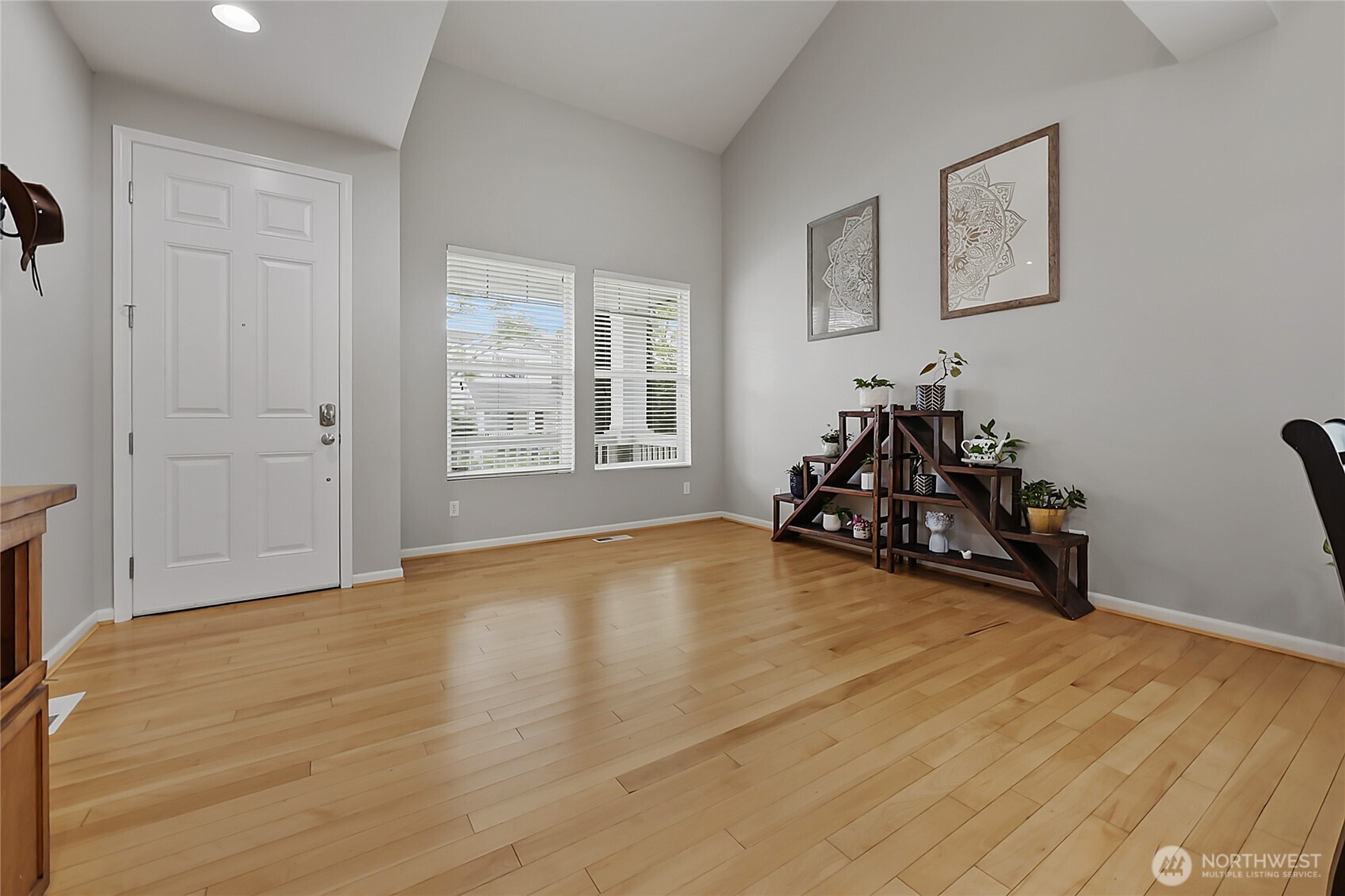 2729 85th Avenue Property Photo 4