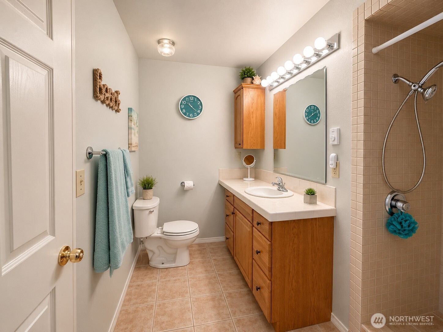 214 Canal Drive Property Photo 18