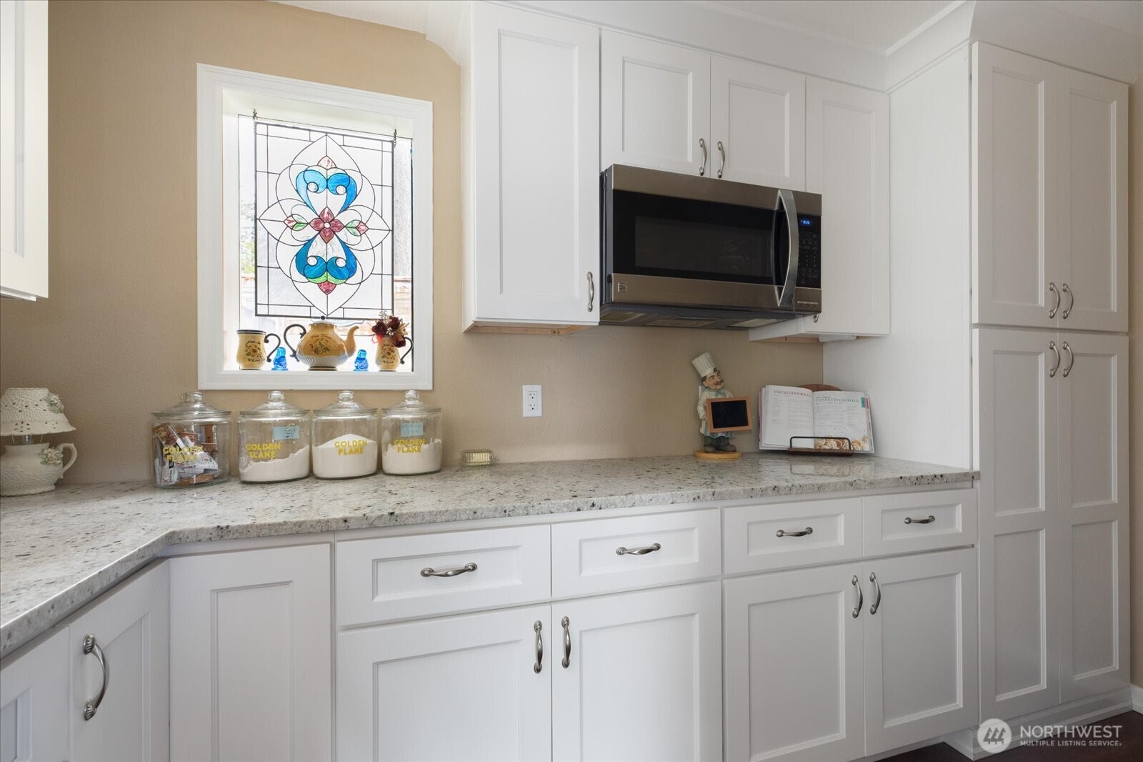 1596 Links Way Property Photo 11