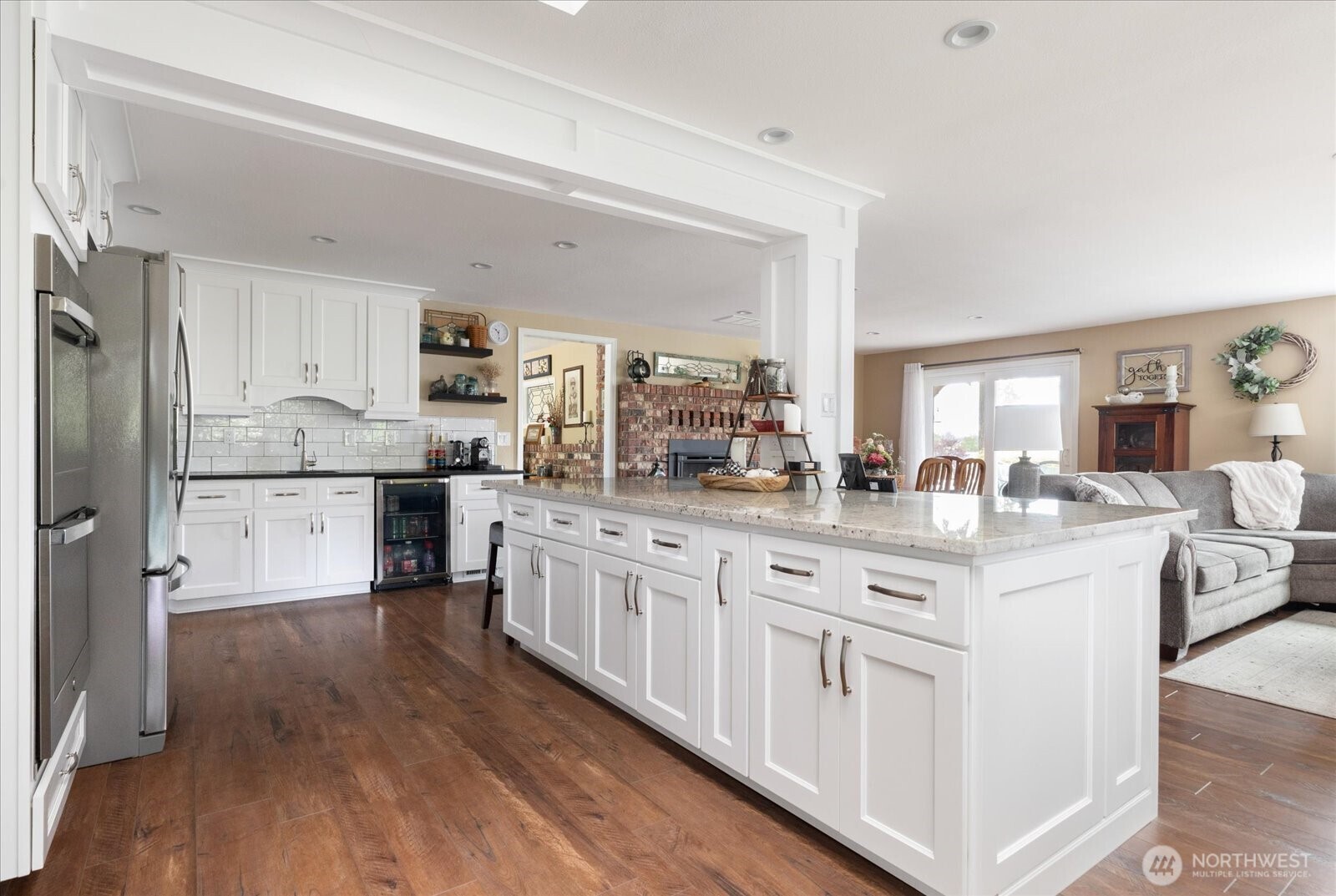 1596 Links Way Property Photo 13