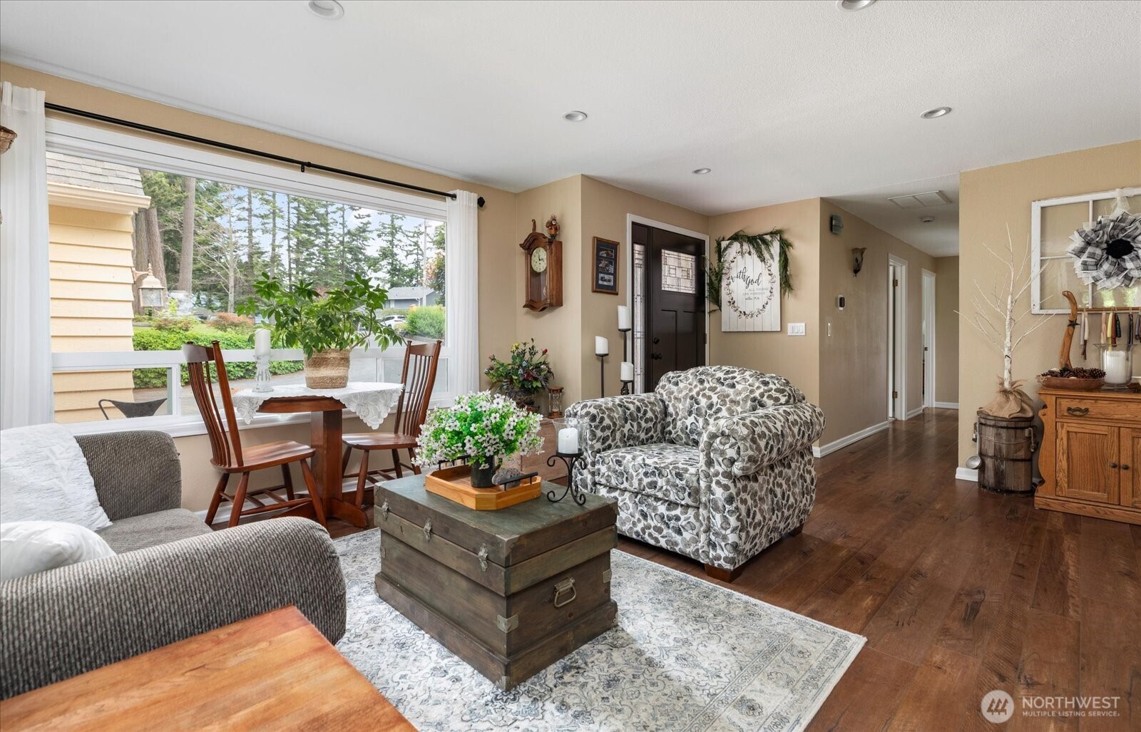 1596 Links Way Property Photo 18