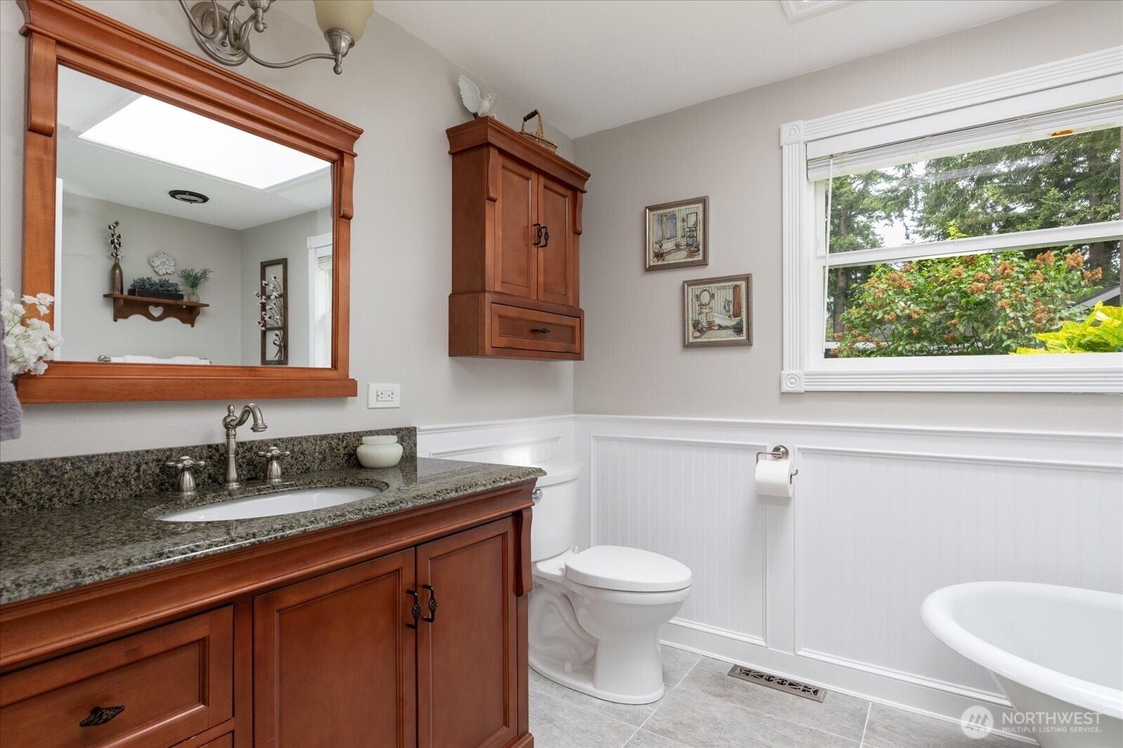 1596 Links Way Property Photo 23