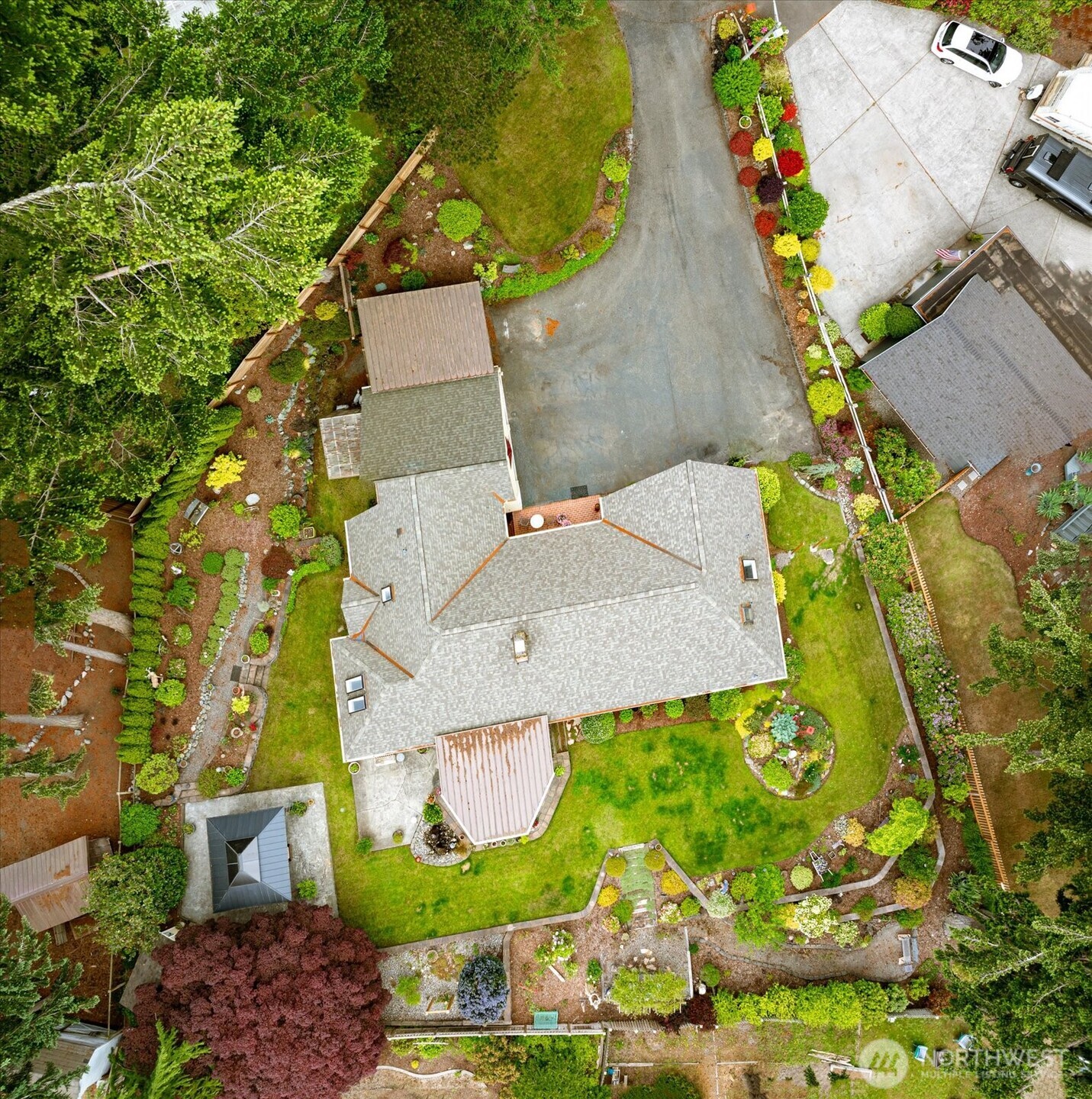 1596 Links Way Property Photo 37