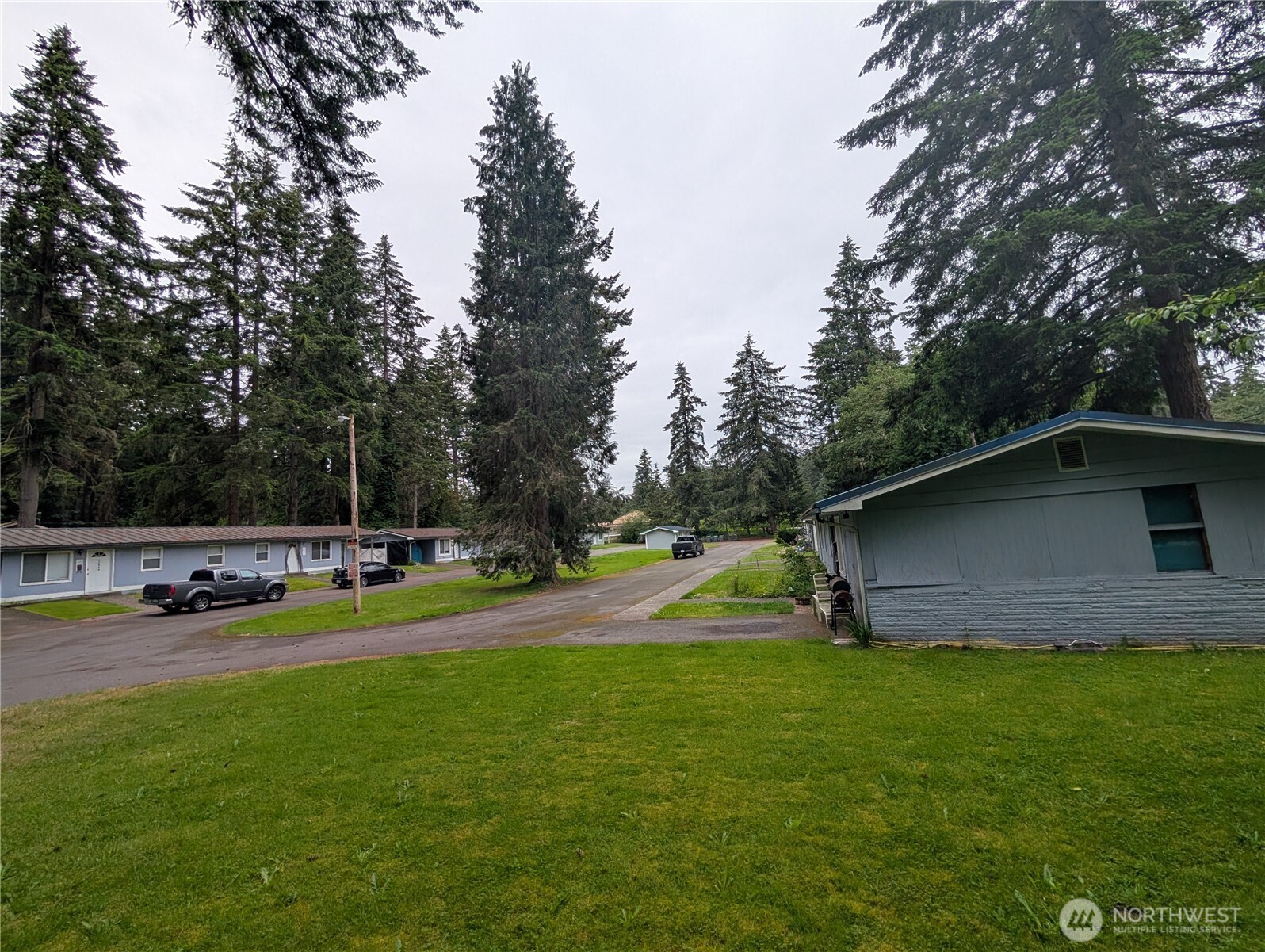 11002 Idlewild Road Property Photo 2