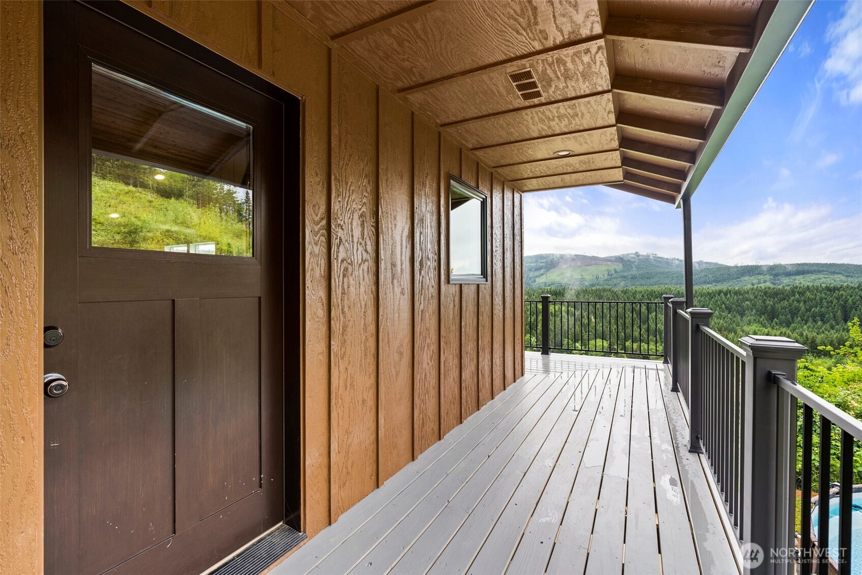 484 Salmon Creek Road Property Photo 7