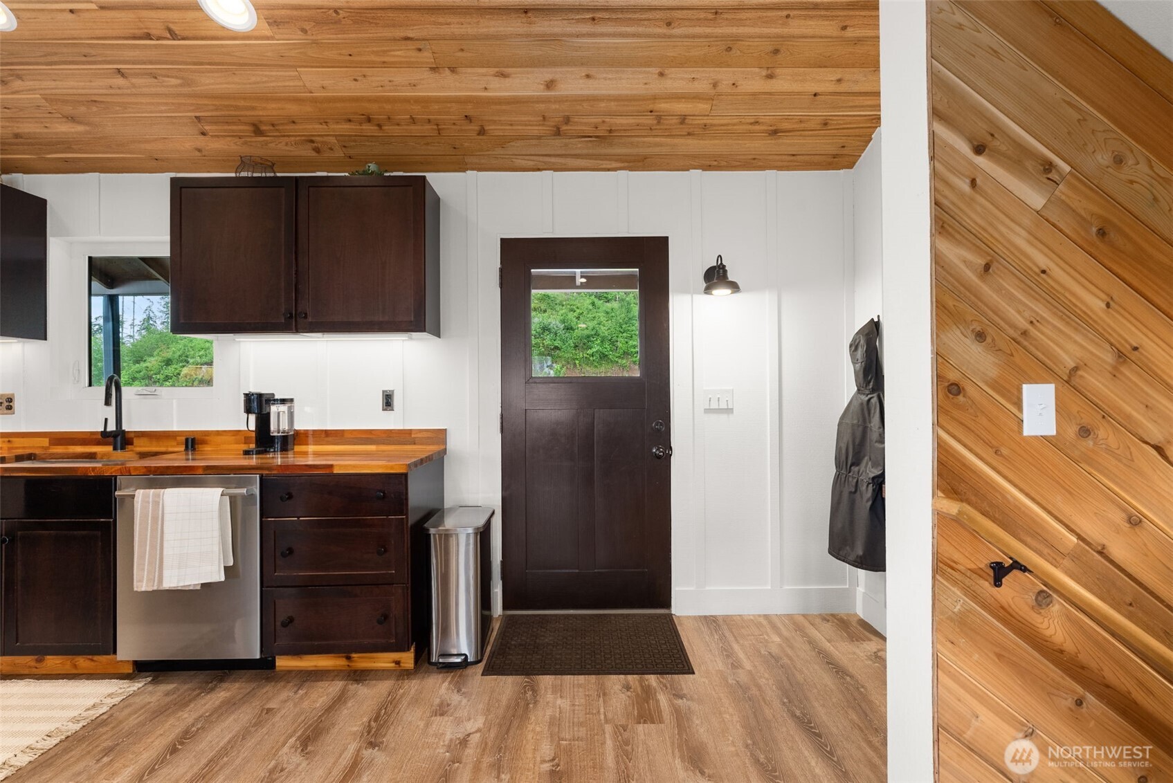 484 Salmon Creek Road Property Photo 8