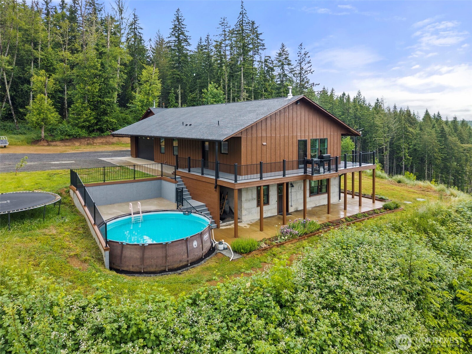 484 Salmon Creek Road Property Photo 33