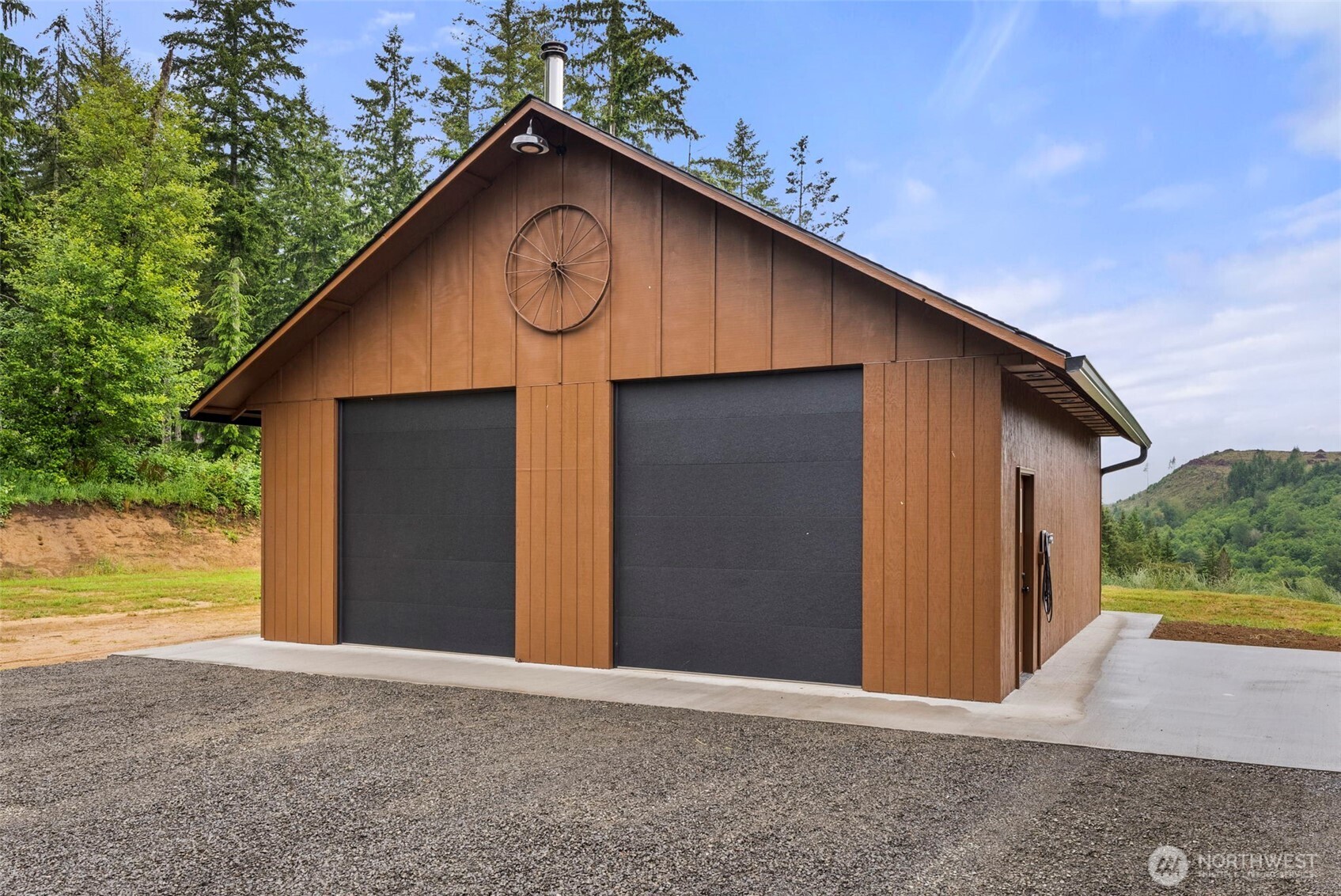 484 Salmon Creek Road Property Photo 35