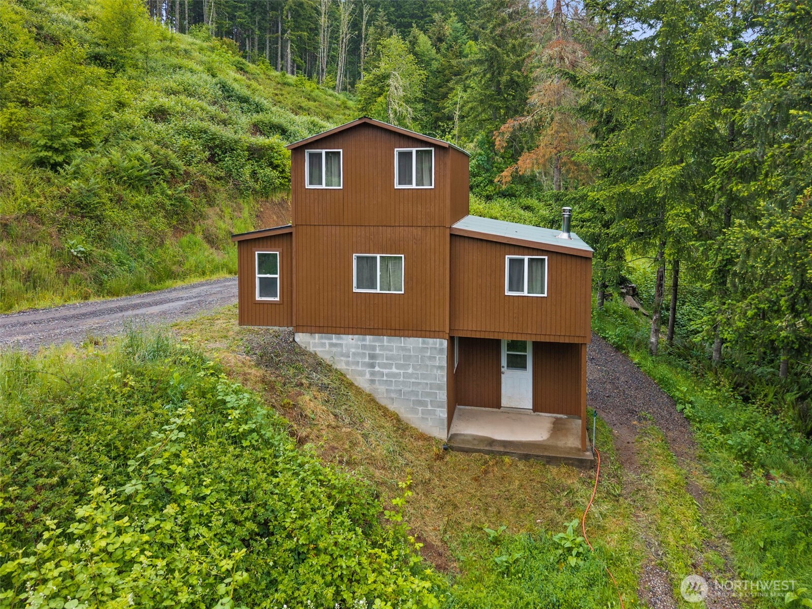 484 Salmon Creek Road Property Photo 40
