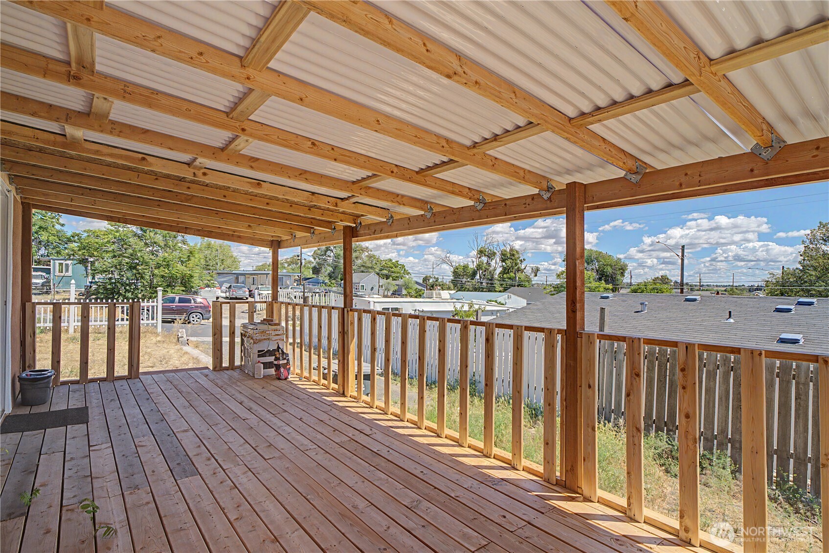 9871 Highland Drive Property Photo 7