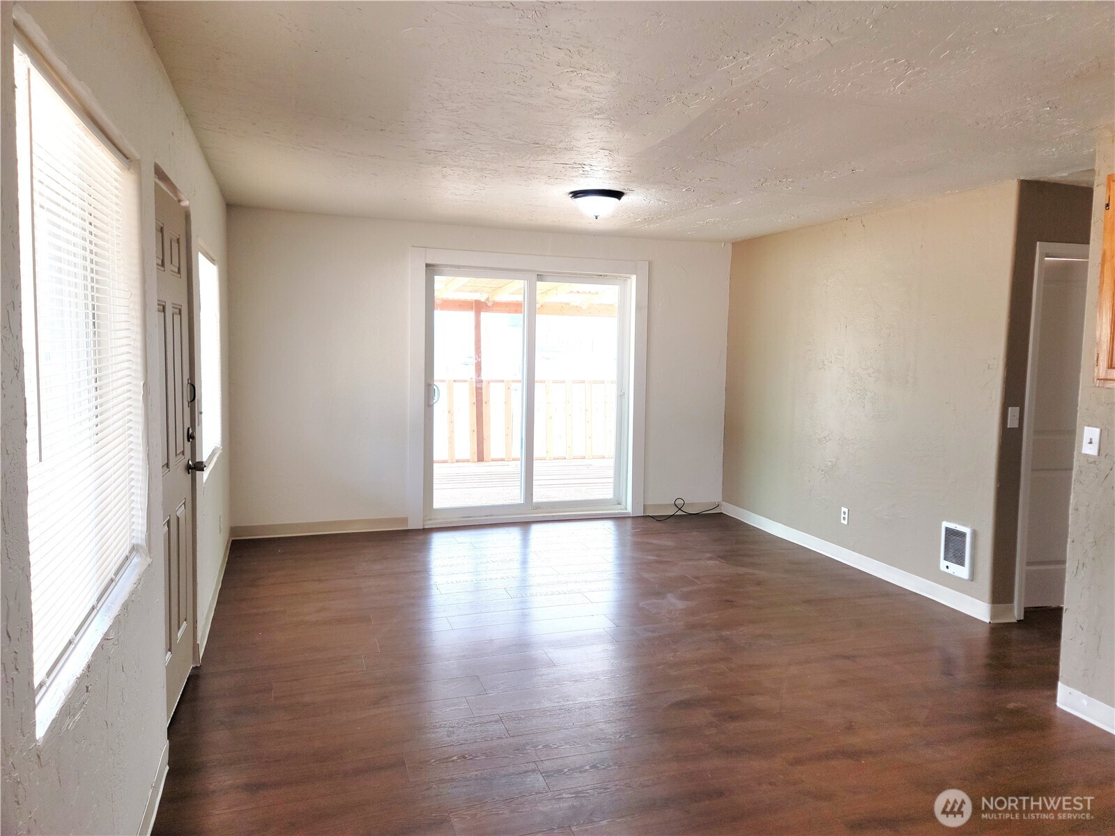 9871 Highland Drive Property Photo 11