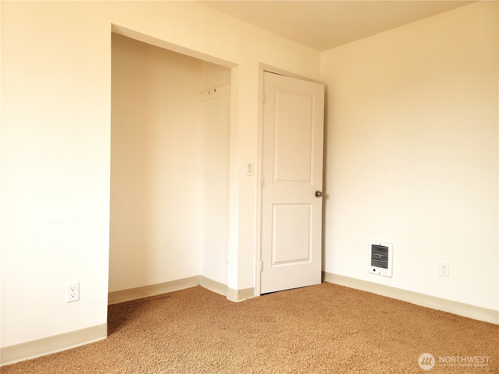 9871 Highland Drive Property Photo 12