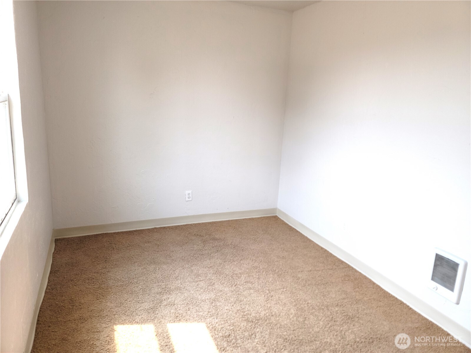 9871 Highland Drive Property Photo 13