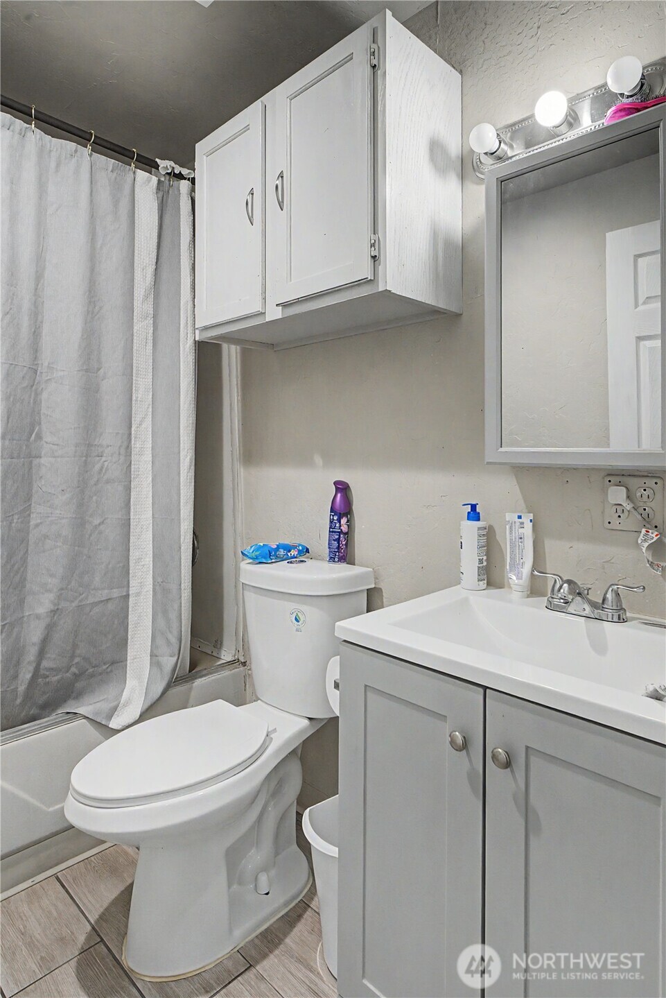 9871 Highland Drive Property Photo 14