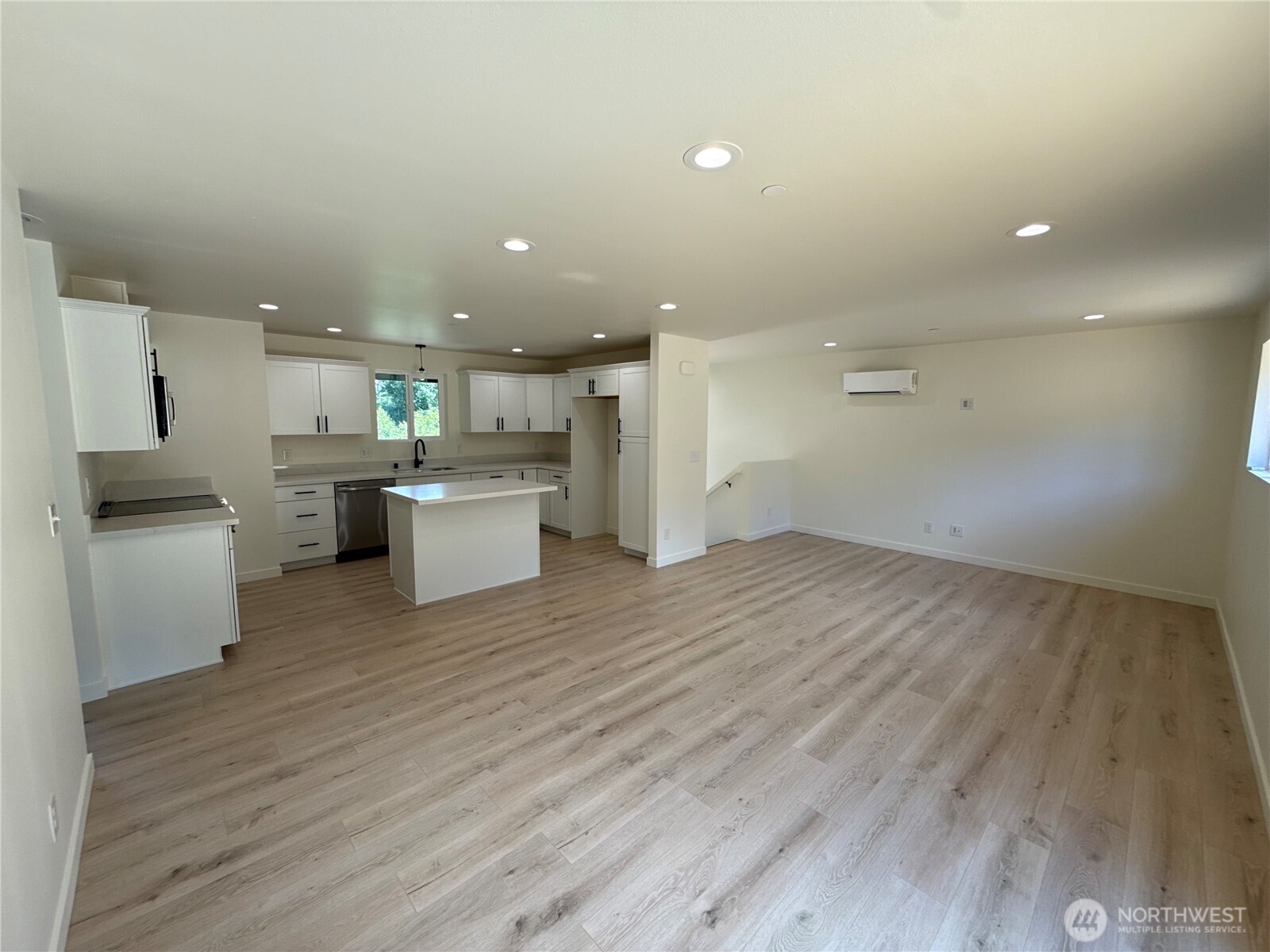 7828 E Jessica Way Property Photo 4