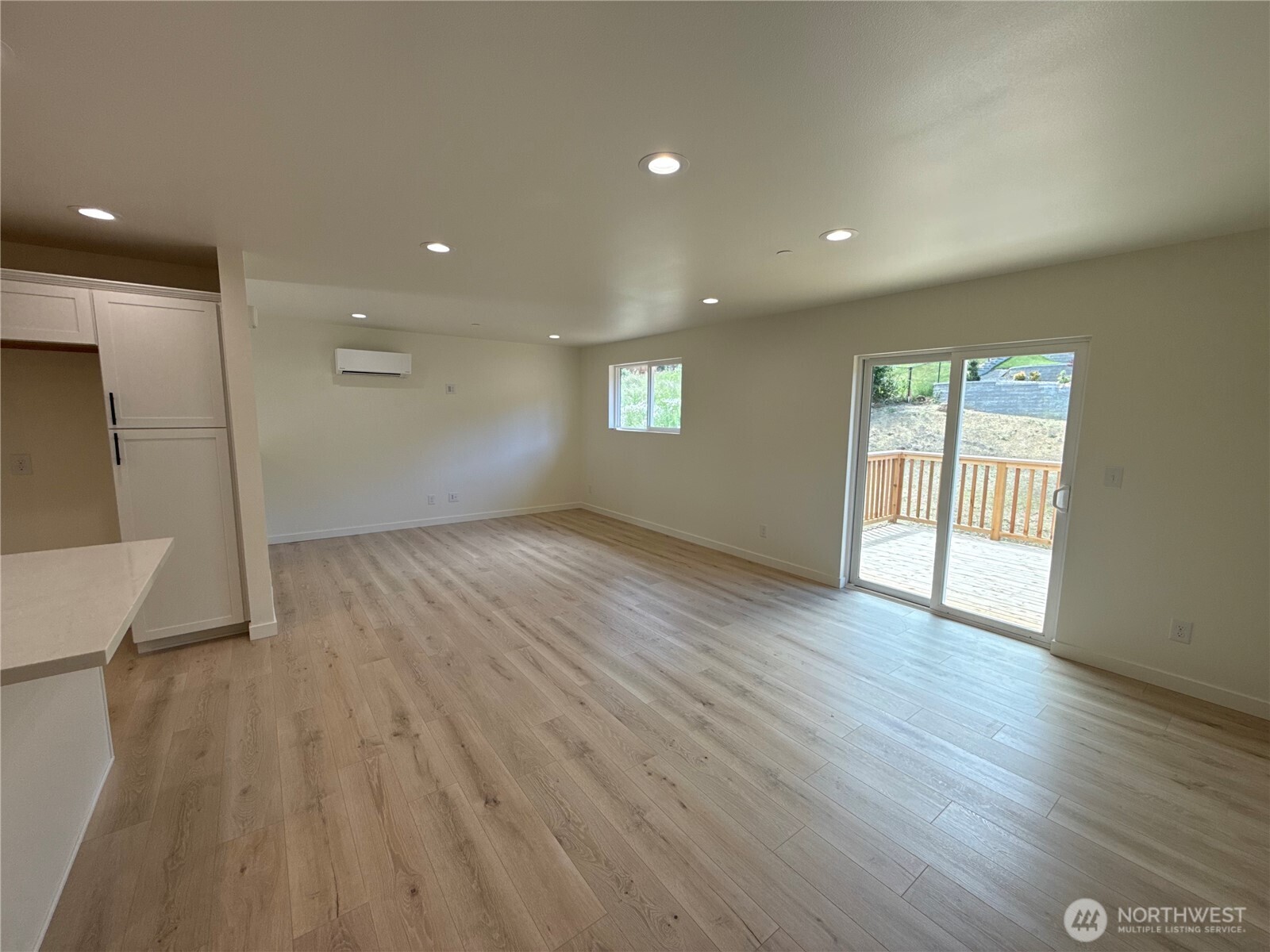 7828 E Jessica Way Property Photo 8