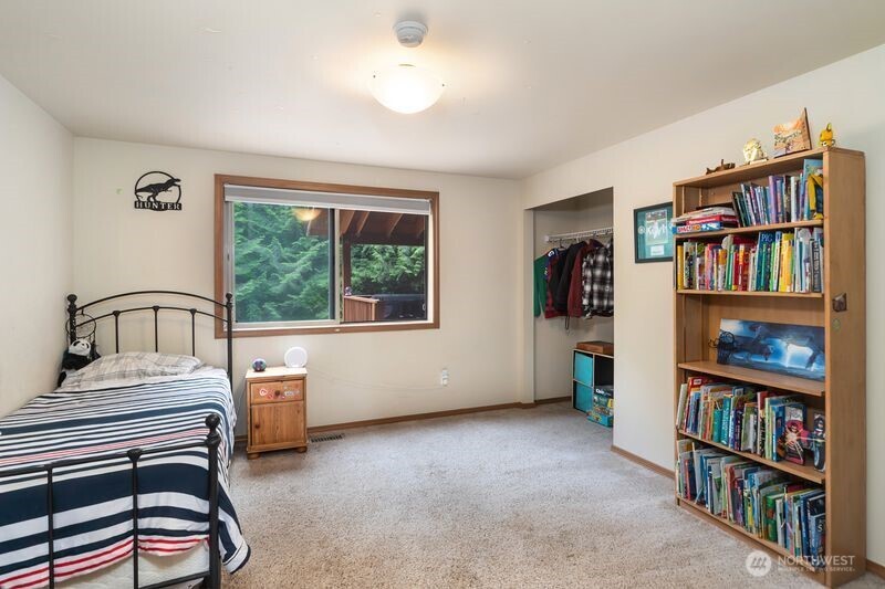 514 Bywater Way Property Photo 18