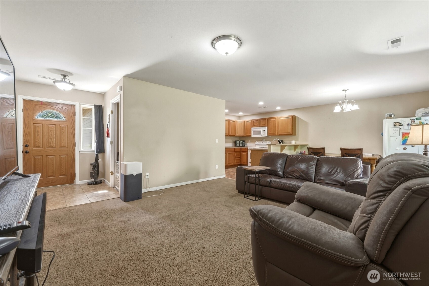 390 Austin Street Property Photo 6