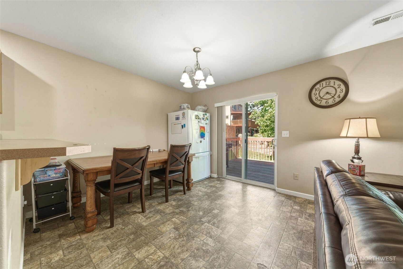 390 Austin Street Property Photo 7