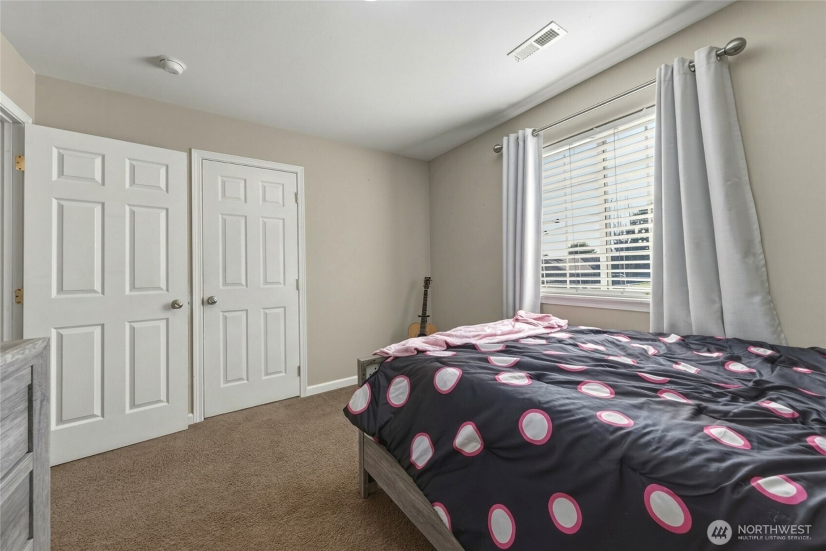 390 Austin Street Property Photo 15