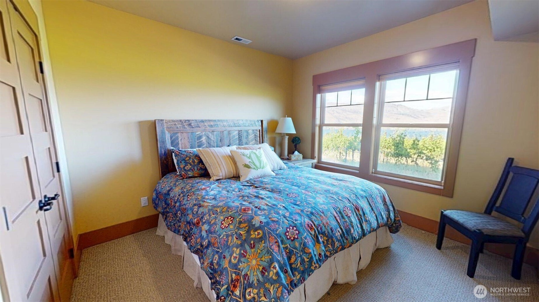 102 Village Way Property Photo 16