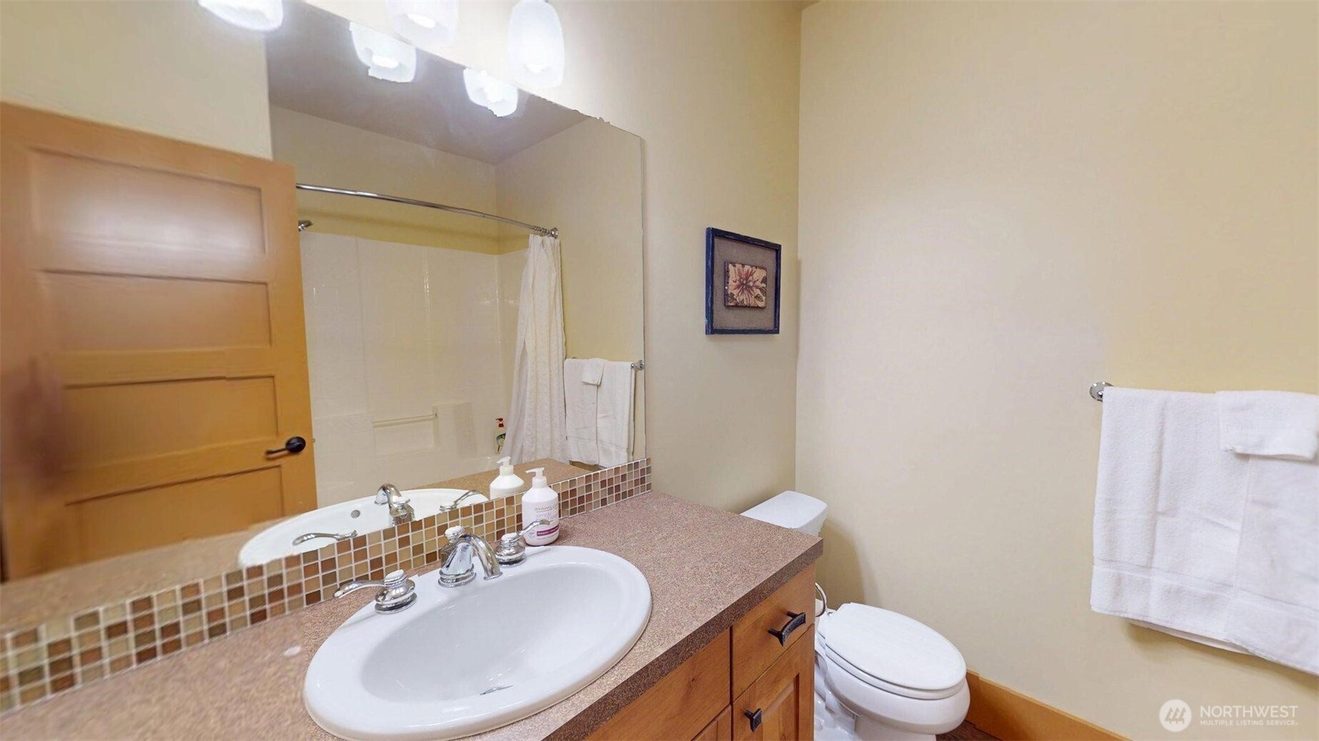 102 Village Way Property Photo 17