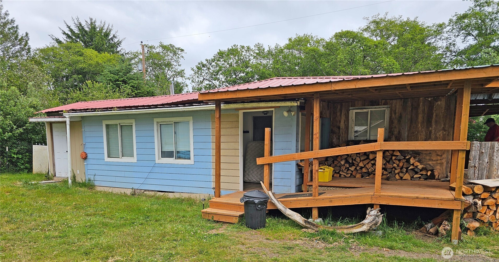 1022 Juniper Street Property Photo 1
