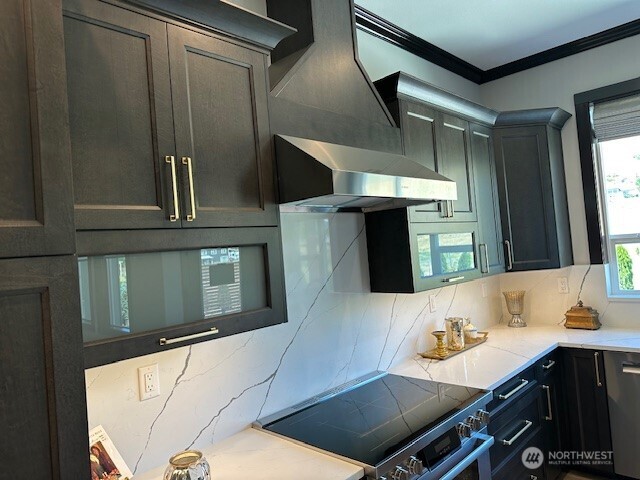 949 N Newport Loop Property Photo 4