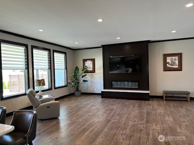 949 N Newport Loop Property Photo 16