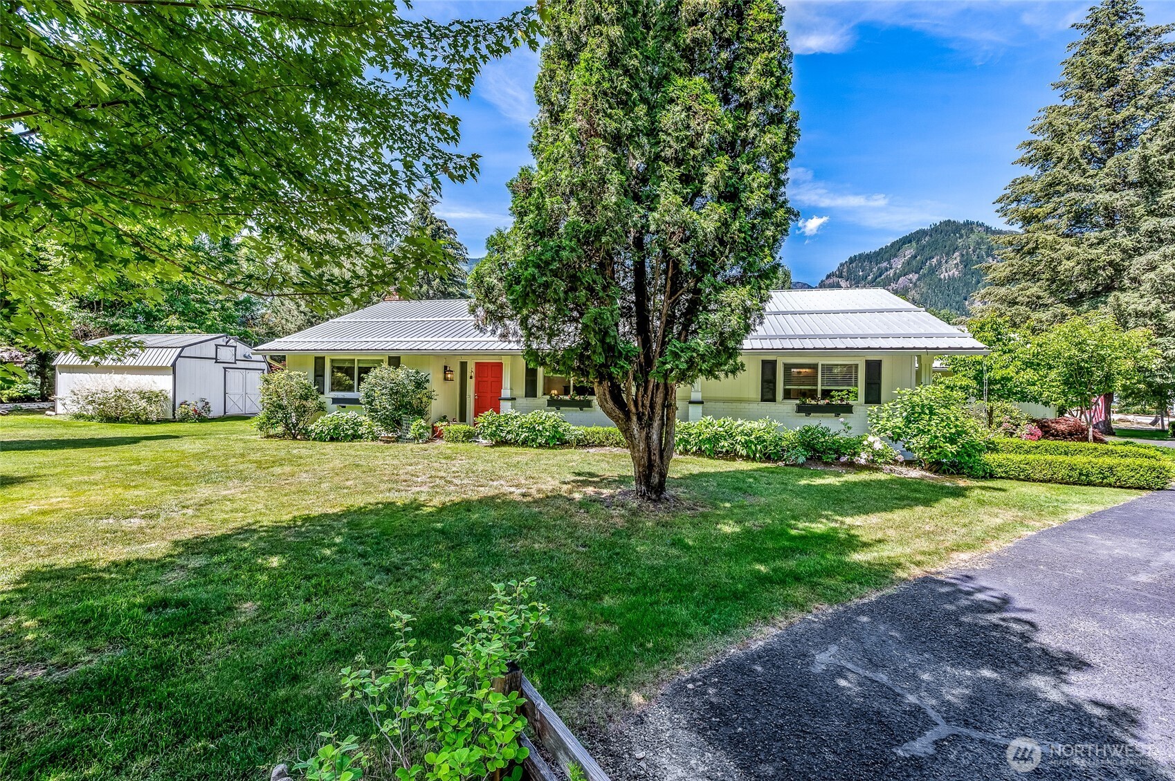 9280 E Leavenworth Road Property Photo 34