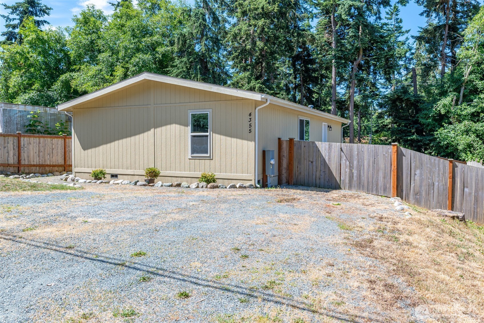 4355 Northgate Drive Property Photo 5