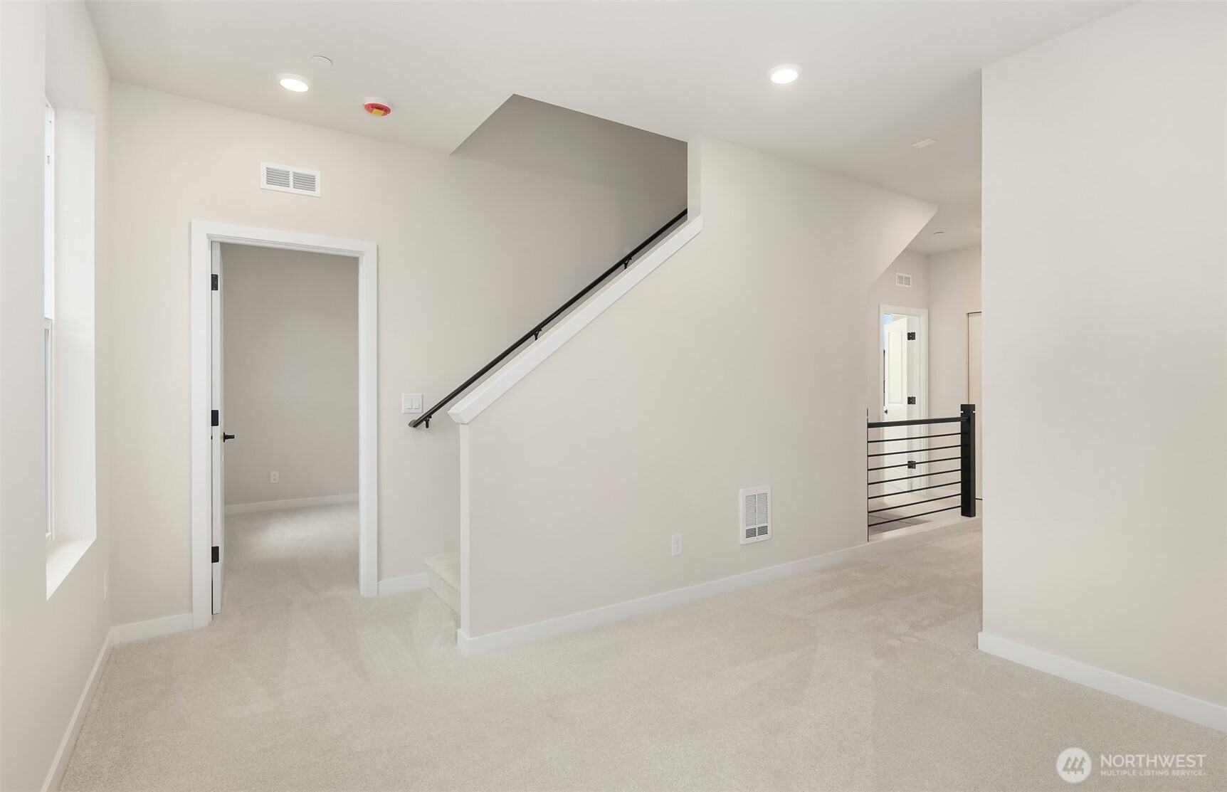 16033 23rd Avenue Property Photo 9