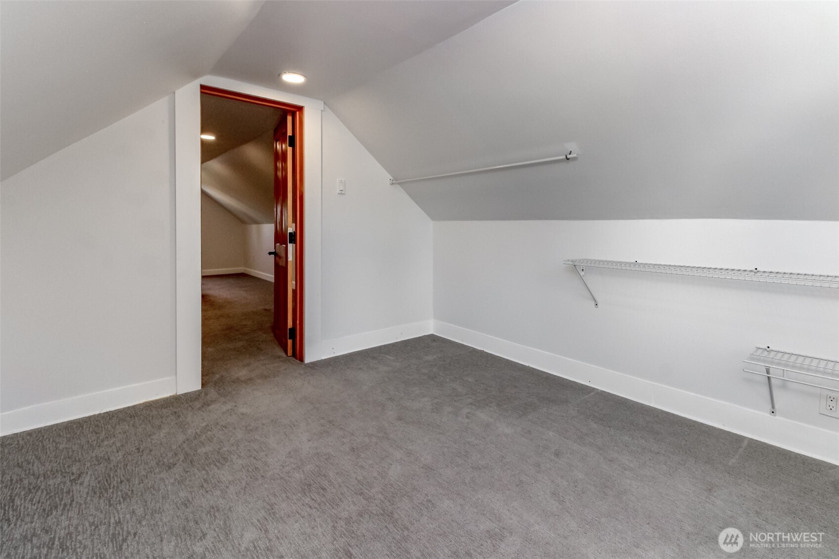320 Williams Avenue Property Photo 16