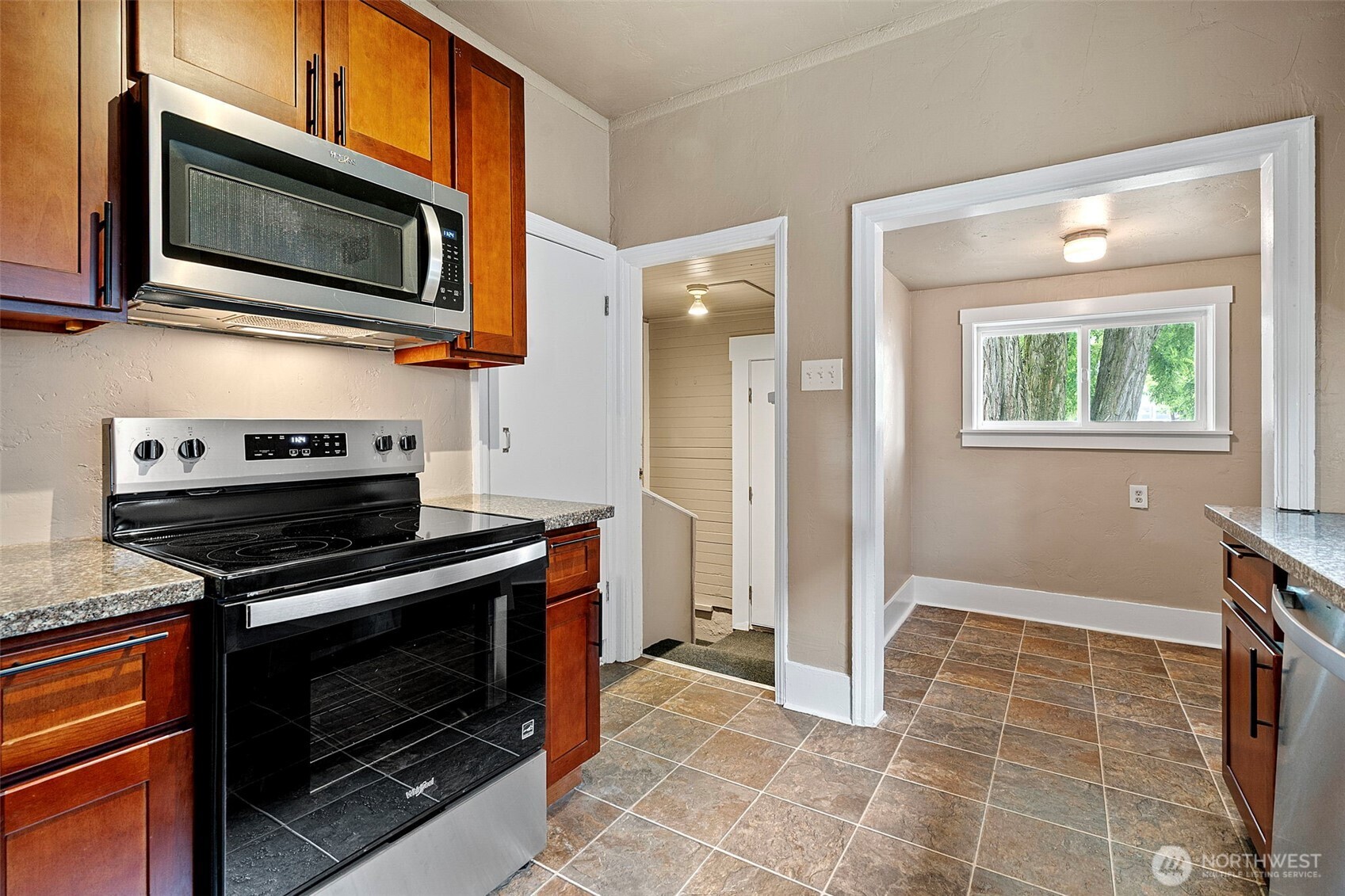 1208 S 14th Street Property Photo 12