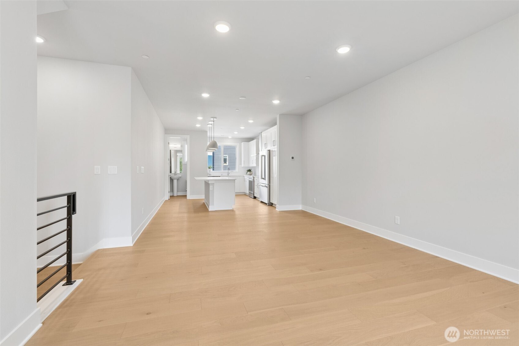 12207 137th Place 2603 Property Photo 2