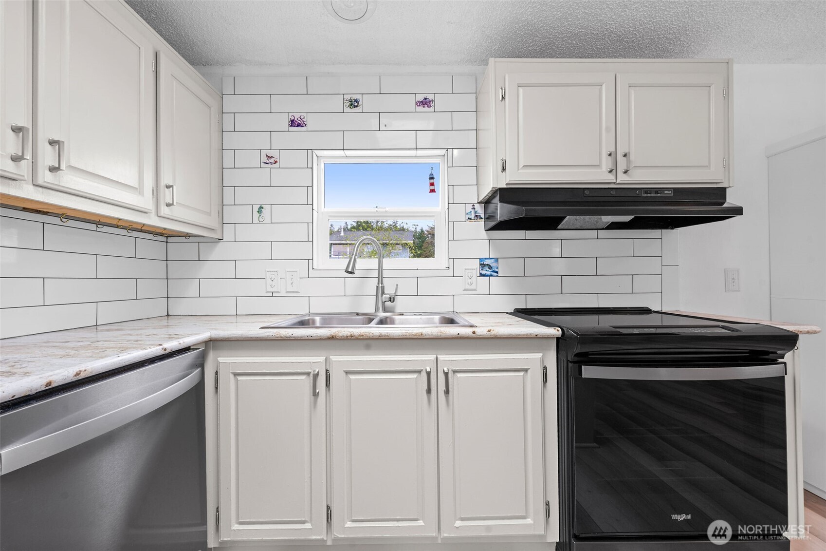 1507 198 Place Property Photo 4