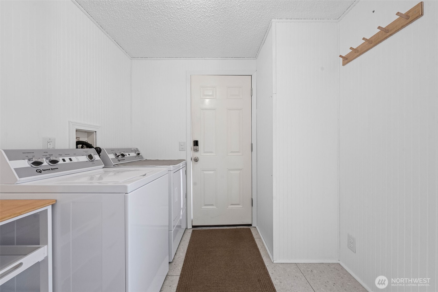 1507 198 Place Property Photo 8