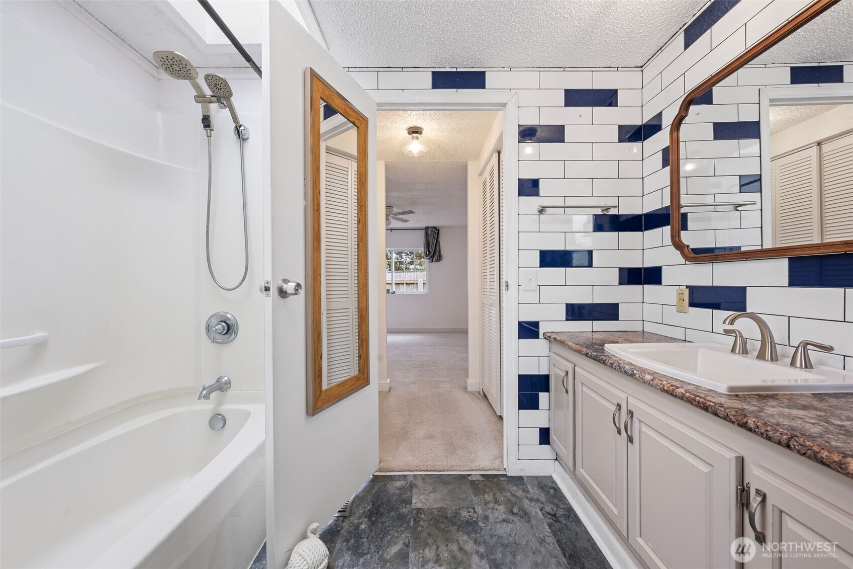 1507 198 Place Property Photo 10