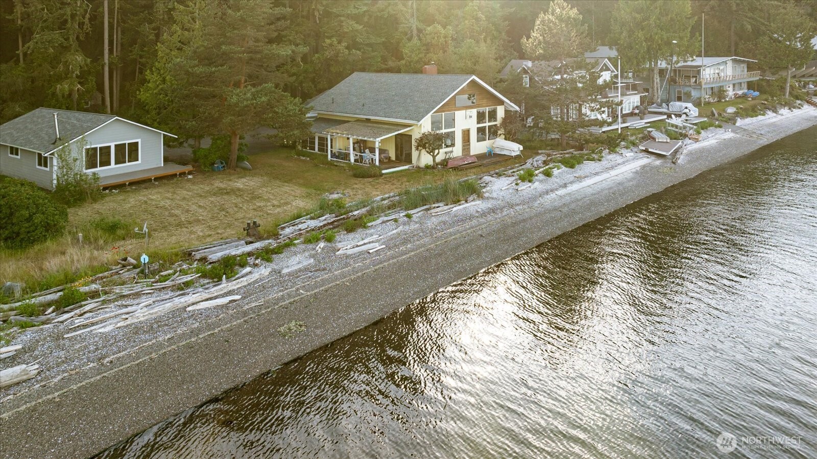 1982 Madrona Way Property Photo 3