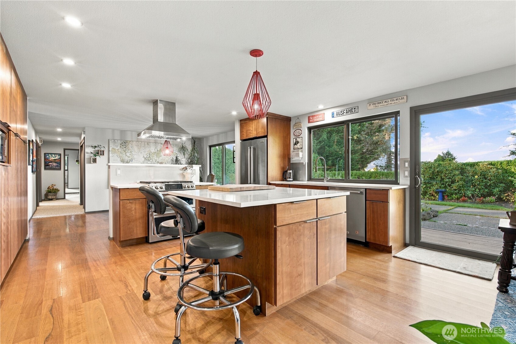 29902 2nd Place Property Photo 11
