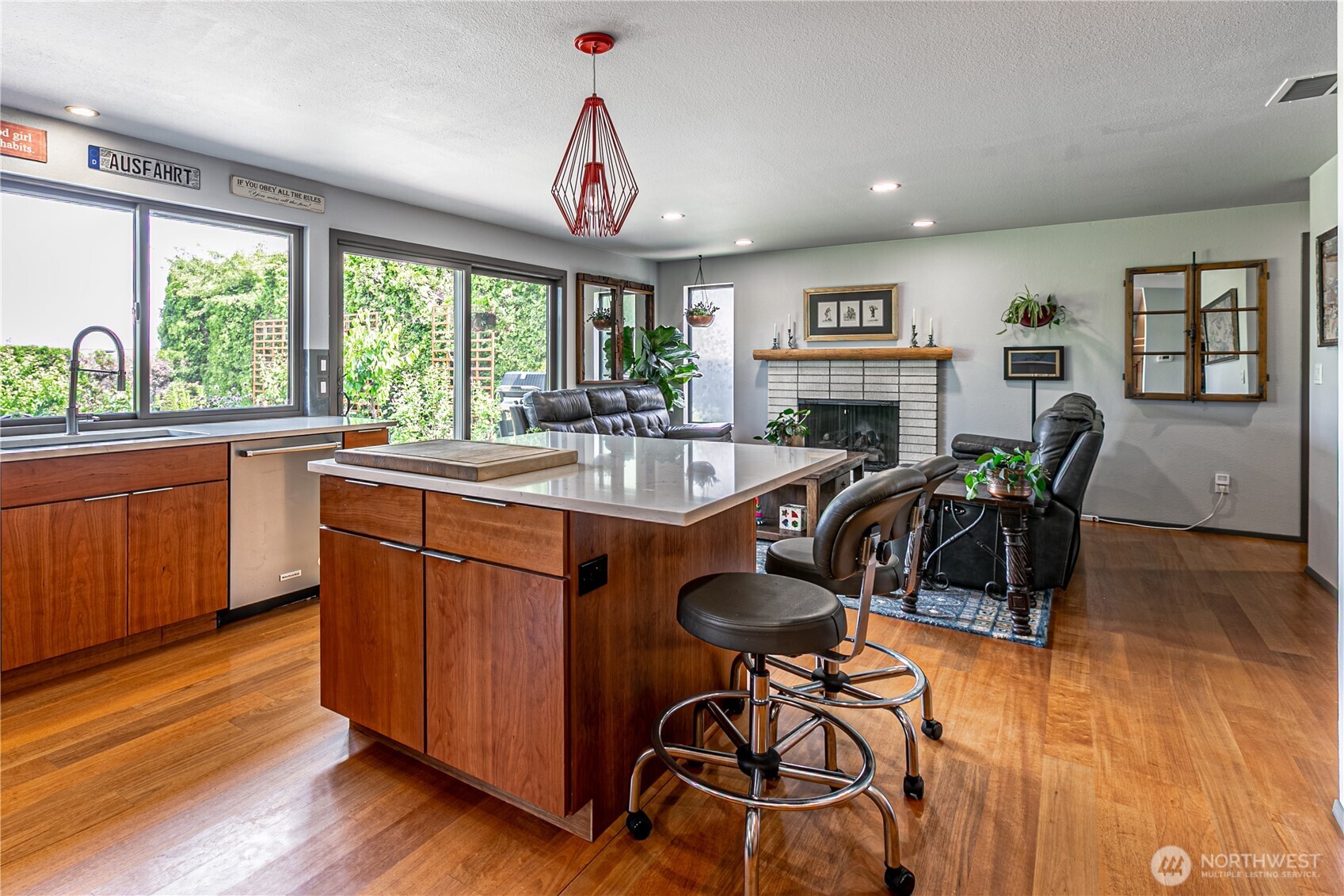 29902 2nd Place Property Photo 14