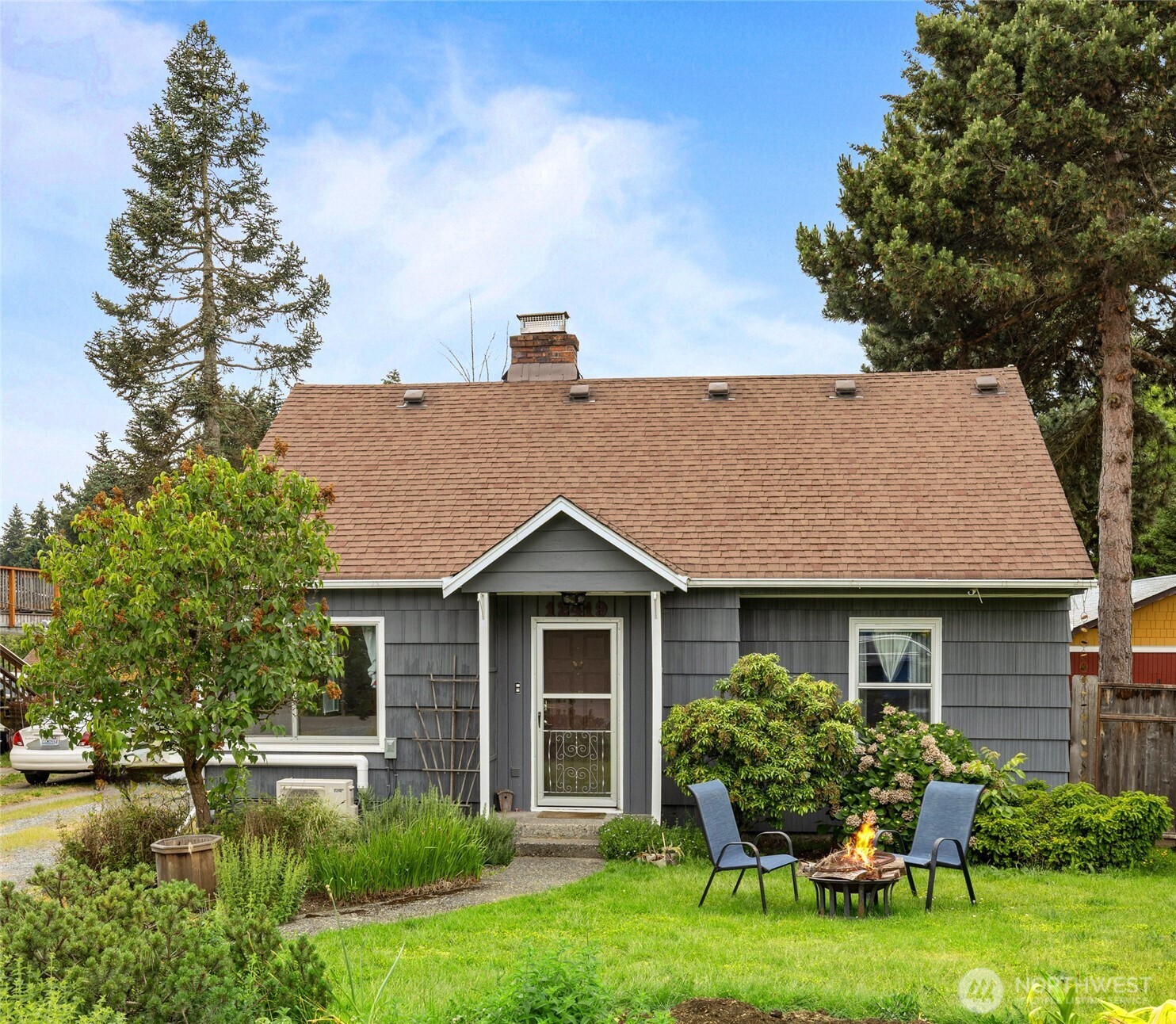 12419 16th Avenue Property Photo 1