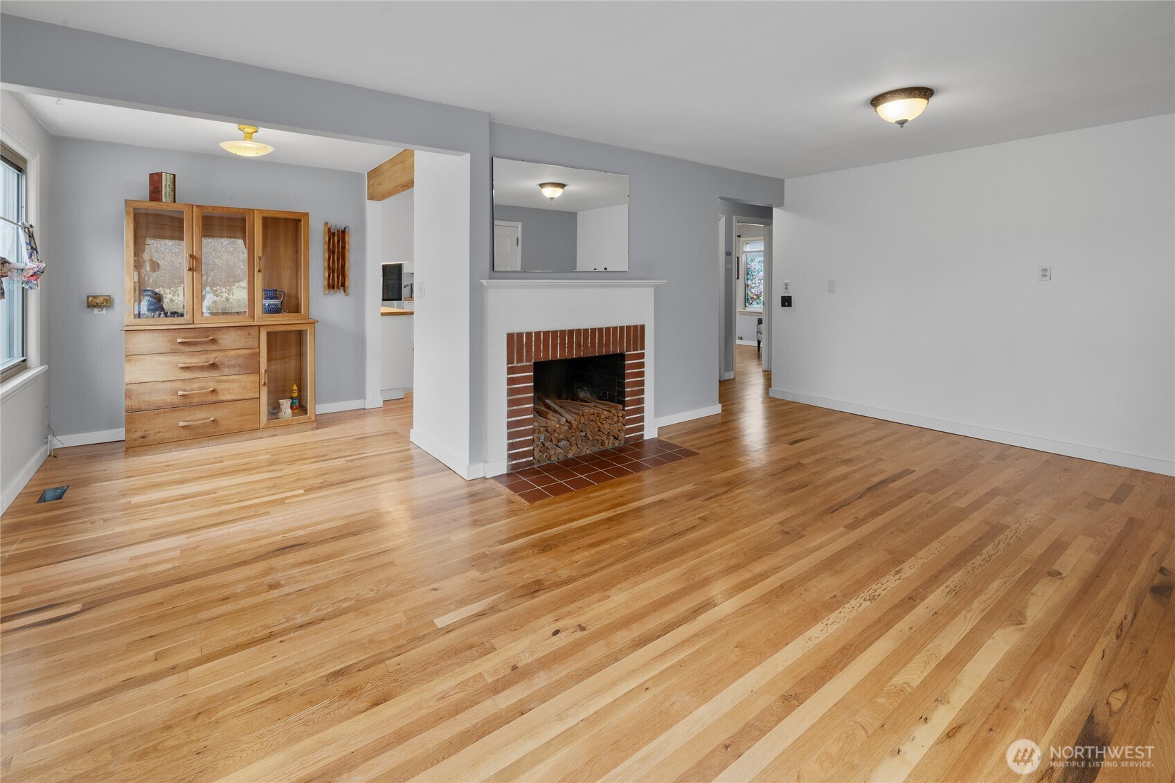 12419 16th Avenue Property Photo 5