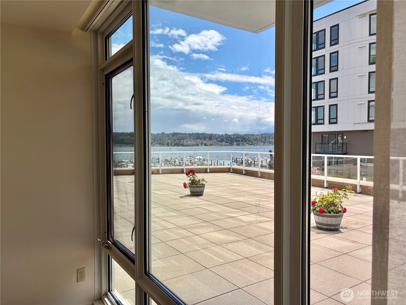 320 Washington Avenue 104 Property Photo 26