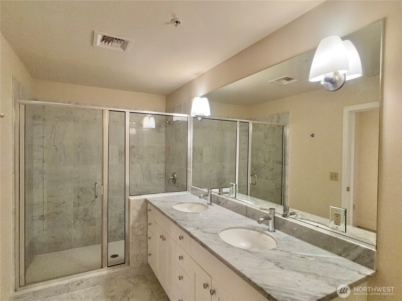 320 Washington Avenue 104 Property Photo 33