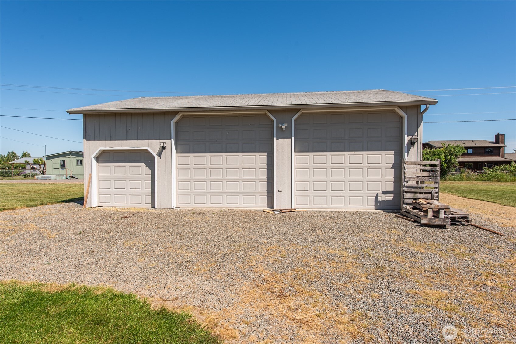 63 E Nelson Road Property Photo 18
