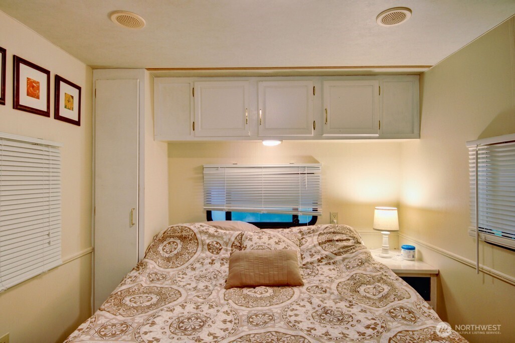 131 Drial Loop Property Photo 8