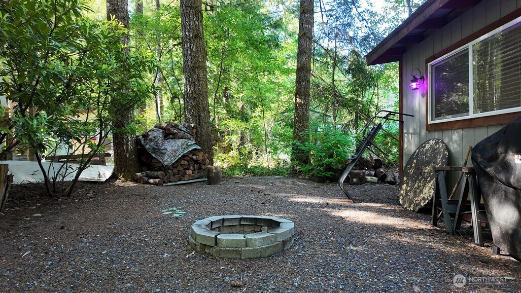 131 Drial Loop Property Photo 13