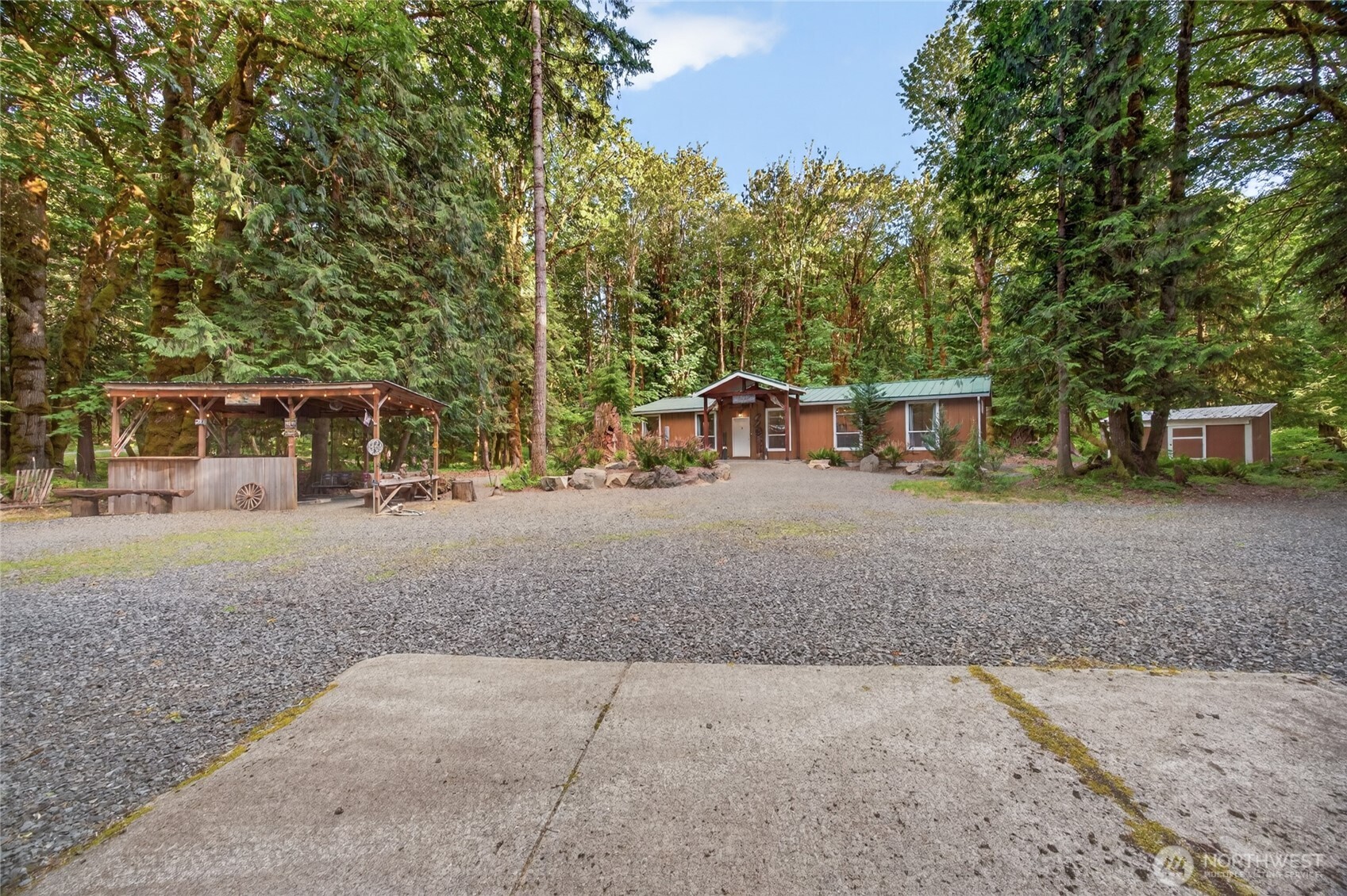 128 Riverview Drive Property Photo 1